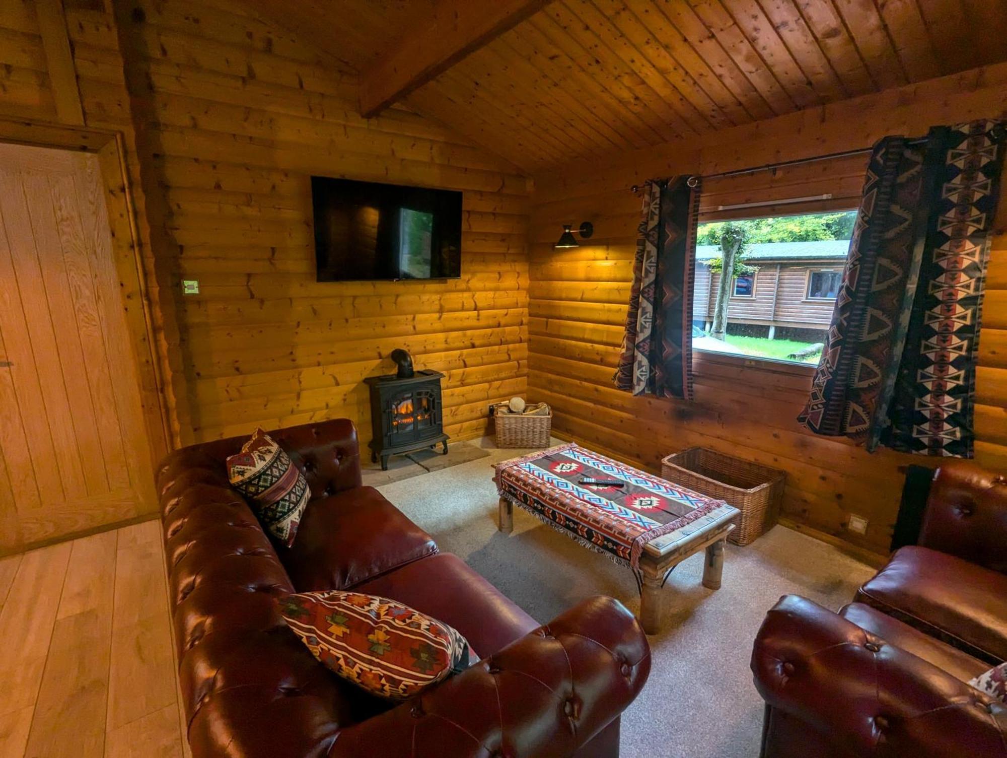 Pineshadow Lodge-Dog Friendly Kenwick Park Louth Louth  Exterior photo
